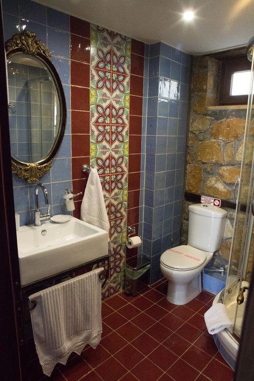 Archontiko Emmanouilidi Suites Káto Loutrákion エクステリア 写真